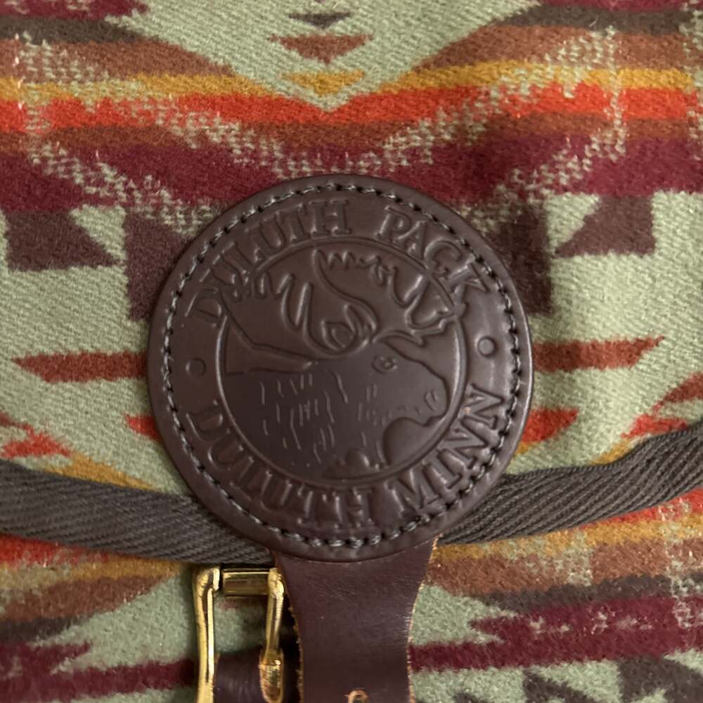 Duluth Pack Wool and Leather Aztec Pattern Shell … - image 2